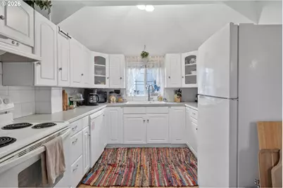 4810 SE 136th Ave, Portland, OR 97236 - Photo 10