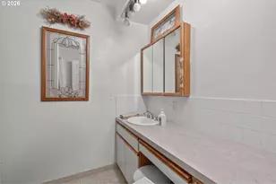 4810 SE 136th Ave, Portland, OR 97236 - Photo 14