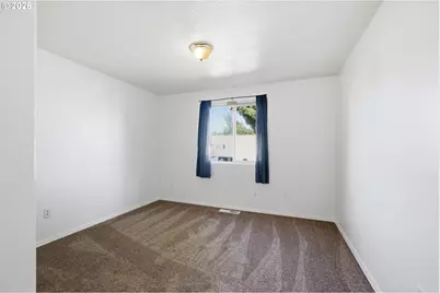 1676 Warbler Ct, Salem, OR 97317 - Photo 10