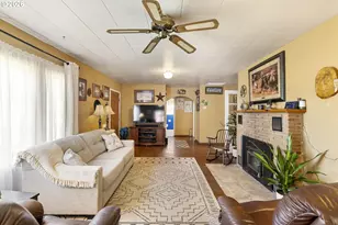 21601 SW McKee Rd, Amity, OR 97101 - Photo 6