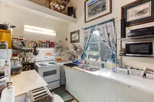 215 North Ave, Kelso, WA 98626 - Photo 28