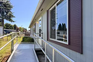 2742 NE 201st Ave, Fairview, OR 97024 - Photo 2