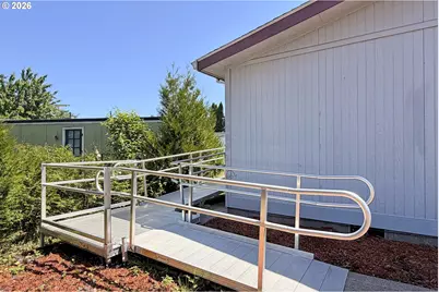 2742 NE 201st Ave #7, Fairview, OR 97024 - Photo 30
