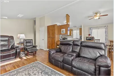 4293 Lemon St NE, Salem, OR 97305 - Photo 4