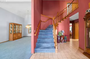 17504 NW Country Dr, Portland, OR 97229 - Photo 8