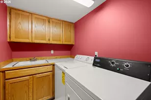 17504 NW Country Dr, Portland, OR 97229 - Photo 14