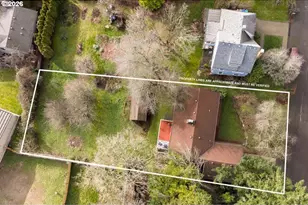 2738 SW Moss St, Portland, OR 97219 - Photo 38