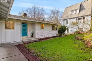 2738 SW Moss St, Portland, OR 97219 - Photo 2