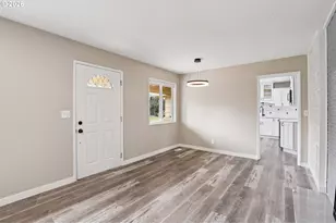 18021 SE Mill Ct, Portland, OR 97233 - Photo 6