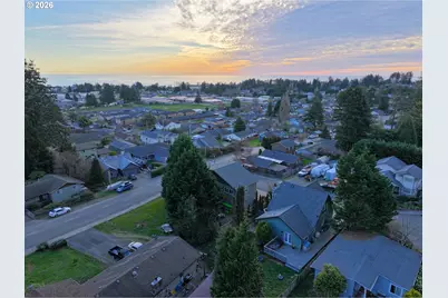 929 Old County Rd, Brookings, OR 97415 - Photo 2