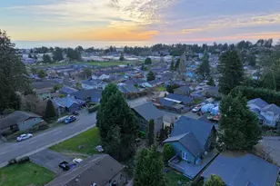 929 Old County Rd, Brookings, OR 97415 - Photo 2