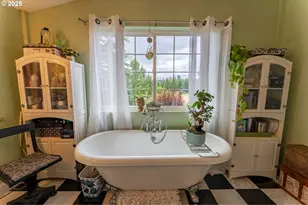 24880 Orchard Tract Rd, Monroe, OR 97456 - Photo 22