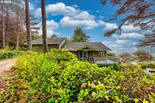 117 SW 66th St, South Beach, OR 97366 - Photo 34