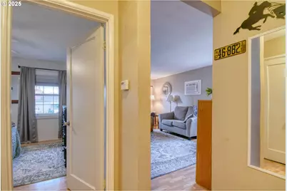 3014 SW Kirk Ave, Pendleton, OR 97801 - Photo 8