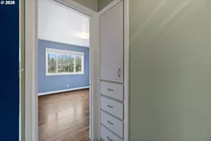 5425 N Syracuse St, Portland, OR 97203 - Photo 16