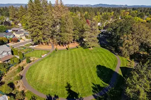 18653 SW Cascade Dr, Beaverton, OR 97003 - Photo 20
