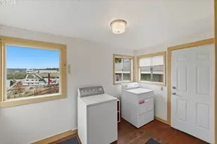 116 Fink St, Coos Bay, OR 97420 - Photo 30