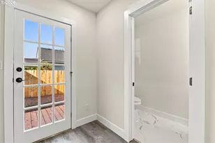 187 37th St, Springfield, OR 97478 - Photo 18