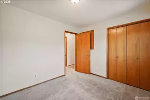 240 St James Pl, Longview, WA 98632 - Photo 16
