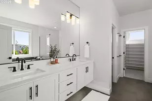 5872 SE Provence St, Hillsboro, OR 97123 - Photo 22