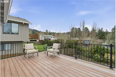 2160 SW 26th St, Gresham, OR 97080 - Photo 38