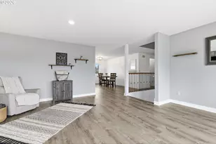 2160 SW 26th St, Gresham, OR 97080 - Photo 8