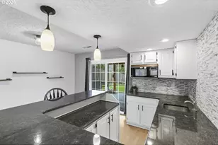 2160 SW 26th St, Gresham, OR 97080 - Photo 30