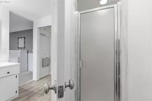 2160 SW 26th St, Gresham, OR 97080 - Photo 24