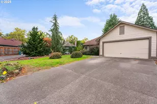 2052 SE 158th Loop, Vancouver, WA 98683 - Photo 2