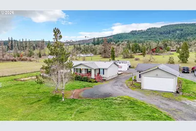 82071 Lost Creek Rd, Dexter, OR 97431 - Photo 2