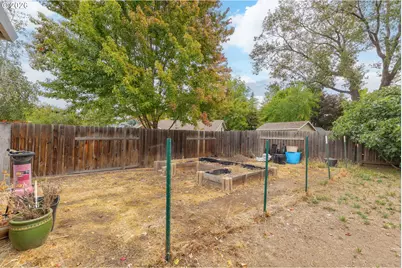 113 Chelsea Ct, Phoenix, OR 97535 - Photo 26