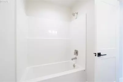 11817 SE Boise St, Portland, OR 97266 - Photo 18