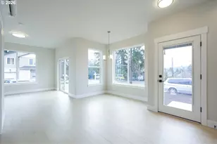 11817 SE Boise St, Portland, OR 97266 - Photo 4