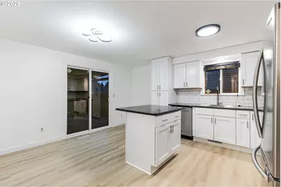 15711 NE 32nd St, Vancouver, WA 98682 - Photo 12