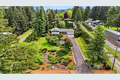 16204 SE Bel Air Dr, Damascus, OR 97089 - Photo 2