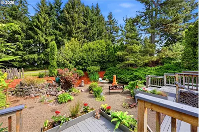 16204 SE Bel Air Dr, Damascus, OR 97089 - Photo 38