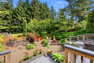 16204 SE Bel Air Dr, Damascus, OR 97089 - Photo 38