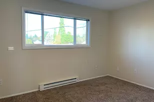 8451 SE Foster Rd, Portland, OR 97266 - Photo 14