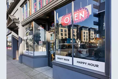 8451 SE Foster Rd, Portland, OR 97266 - Photo 32