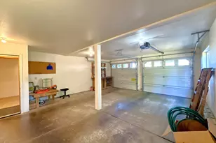 860 Jodee Ln, Brookings, OR 97415 - Photo 46