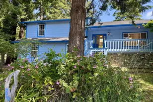 860 Jodee Ln, Brookings, OR 97415 - Photo 4