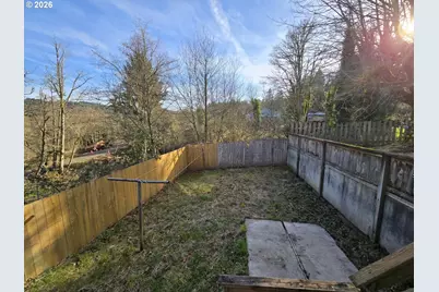 30174 Sandy Ln, Rainier, OR 97048 - Photo 16