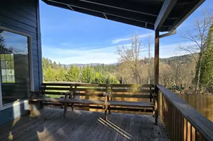 30174 Sandy Ln, Rainier, OR 97048 - Photo 10