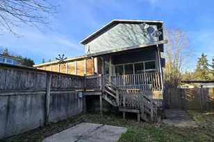 30174 Sandy Ln, Rainier, OR 97048 - Photo 12