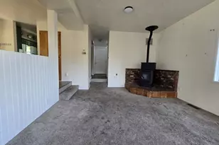 30174 Sandy Ln, Rainier, OR 97048 - Photo 22