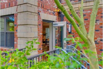 2430 NW Westover Rd #1-202, Portland, OR 97210 - Photo 4