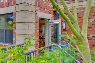 2430 NW Westover Rd, Portland, OR 97210 - Photo 4