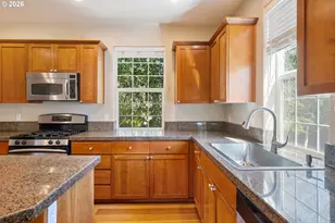 6032 NE Alder St, Hillsboro, OR 97124 - Photo 16