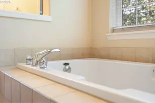 6032 NE Alder St, Hillsboro, OR 97124 - Photo 28