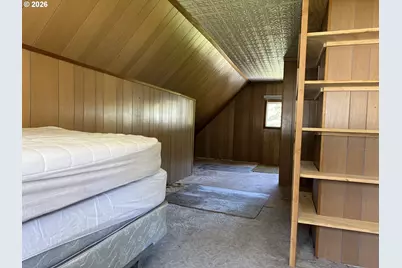 320 Bonanza St, Sumpter, OR 97877 - Photo 32